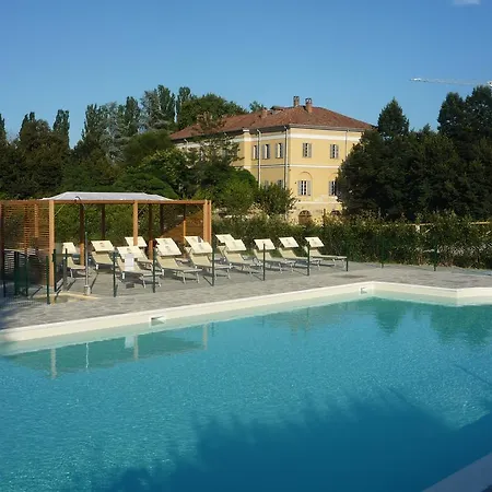 Golf & Relais Feudo Di Prázdninový dům