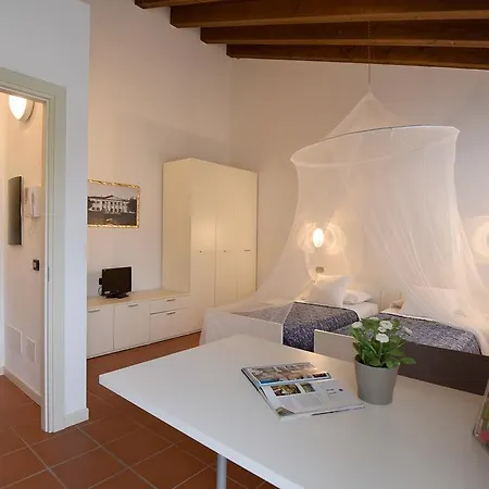 Golf & Relais Feudo Di 度假居 *