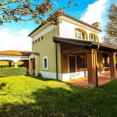 Golf & Relais Feudo Di * Asti