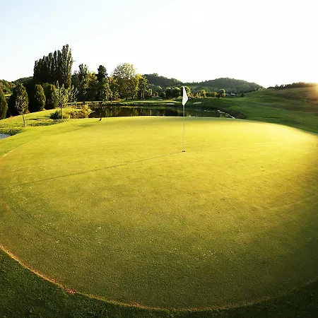 Golf & Relais Feudo Di Asti