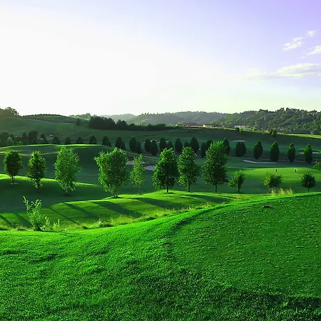 Golf & Relais Feudo Di * 阿斯蒂