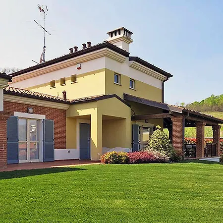 Golf & Relais Feudo Di * Asti