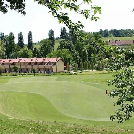 Golf & Relais Feudo Di Holiday home