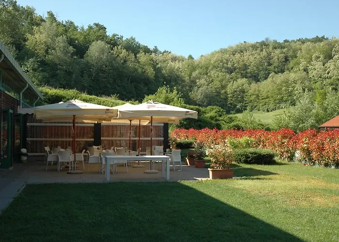 Semesterbostad Golf & Relais Feudo Di Asti