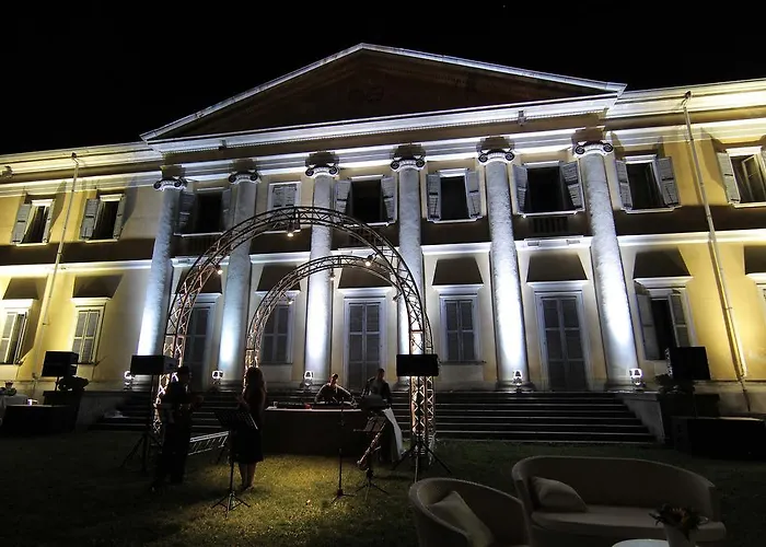 Golf & Relais Feudo Di *