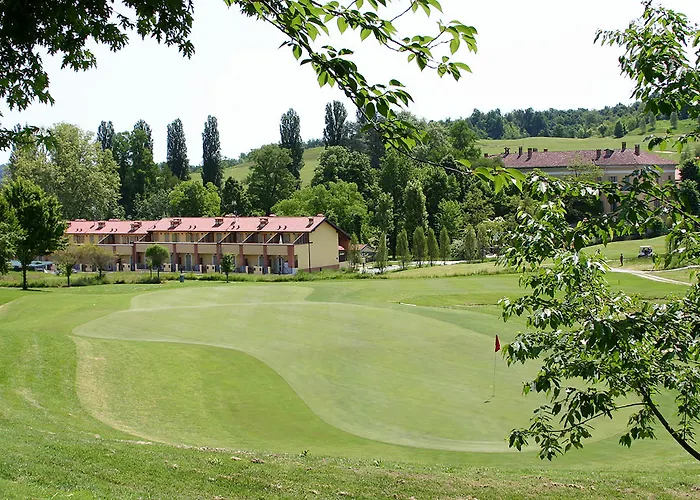 Golf & Relais Feudo Di Casa de Férias